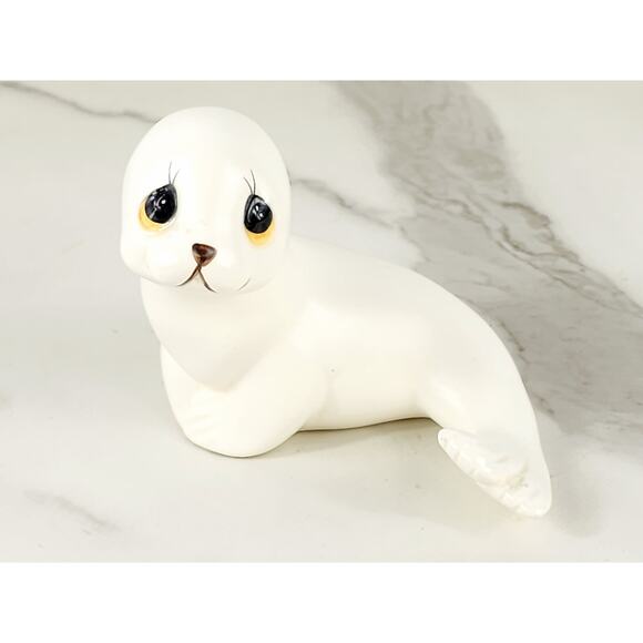 Baby Seal Sad Eyes Figurine 4" Ceramic 80s Home Decor Mexico by Oxford Vintage - Picture 1 of 16
